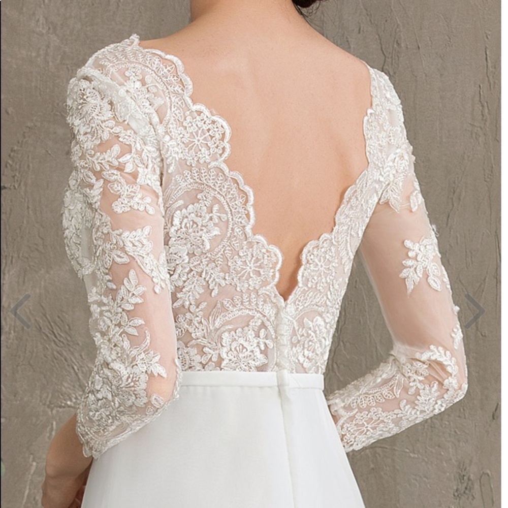 Wedding dress